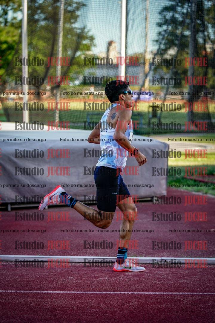 Fotos de los 3000 m llanos de varones