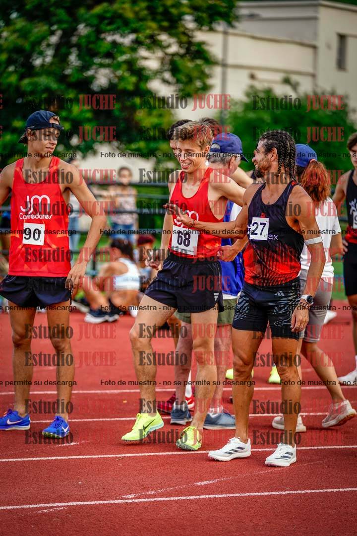 Fotos de los 1500 m llanos de varones
