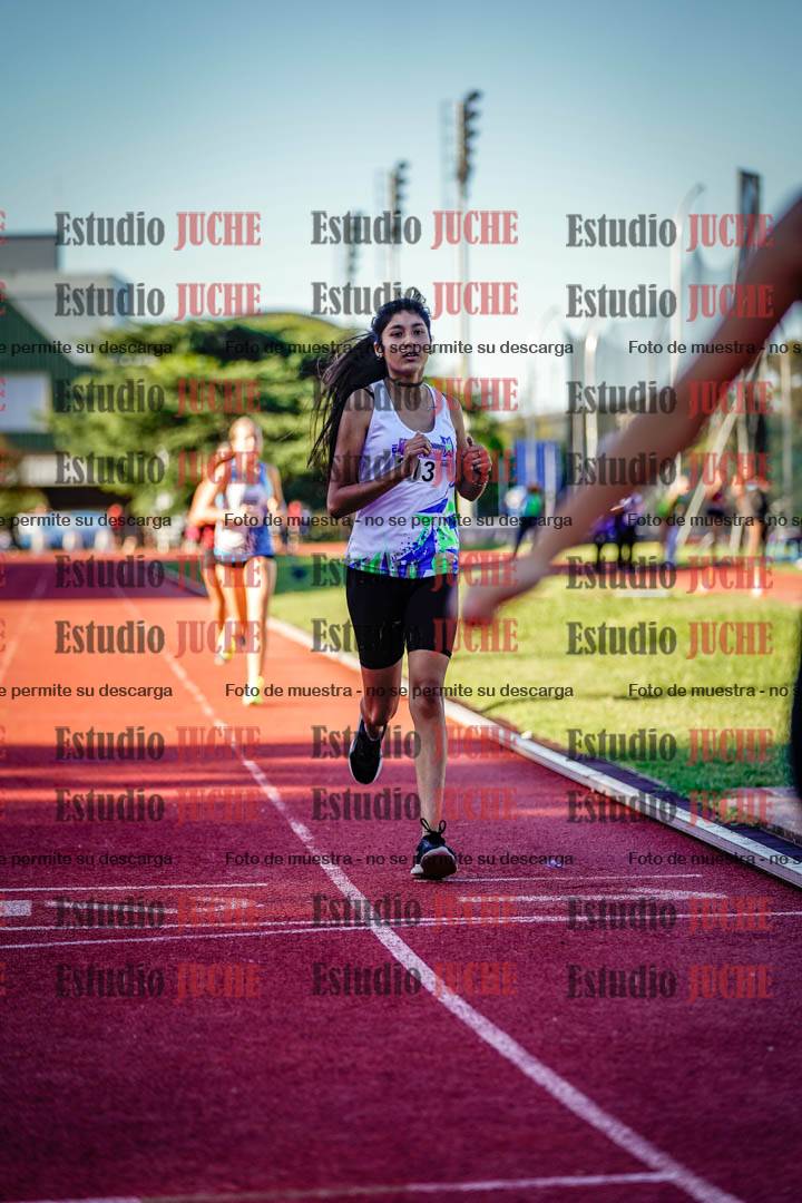 Fotos de los 600 m de mujeres