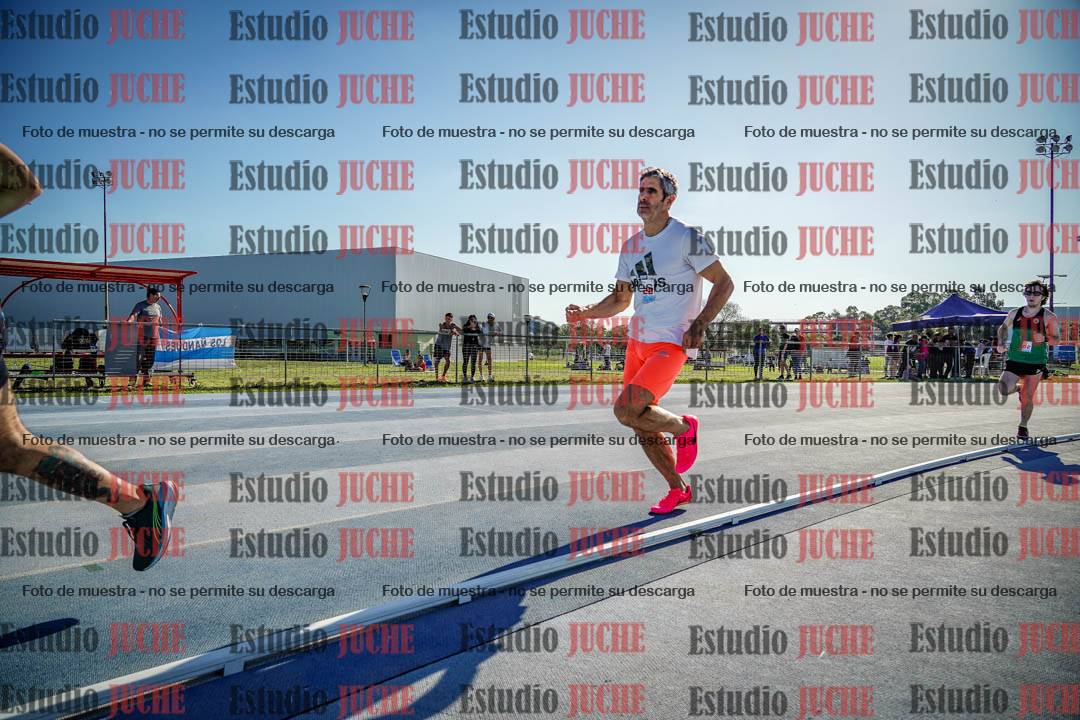 Fotos de los 1500 m llanos de varones
