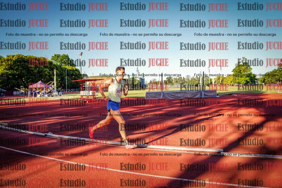 Fotos de los 3000 m llanos de varones