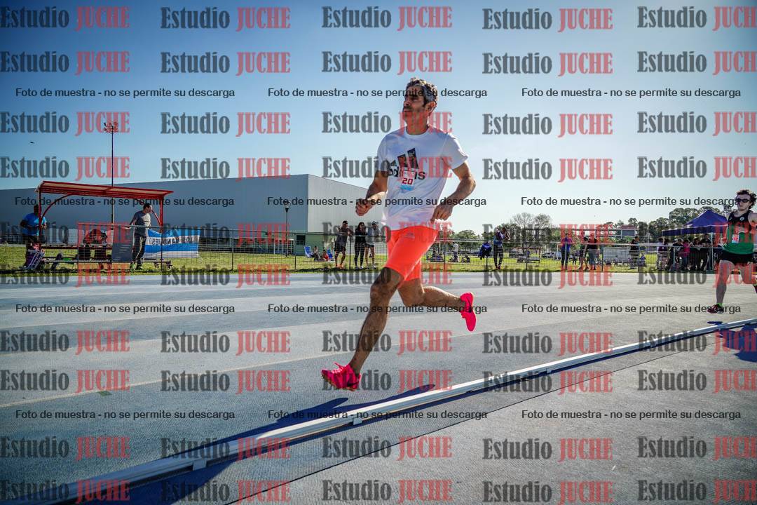 Fotos de los 1500 m llanos de varones