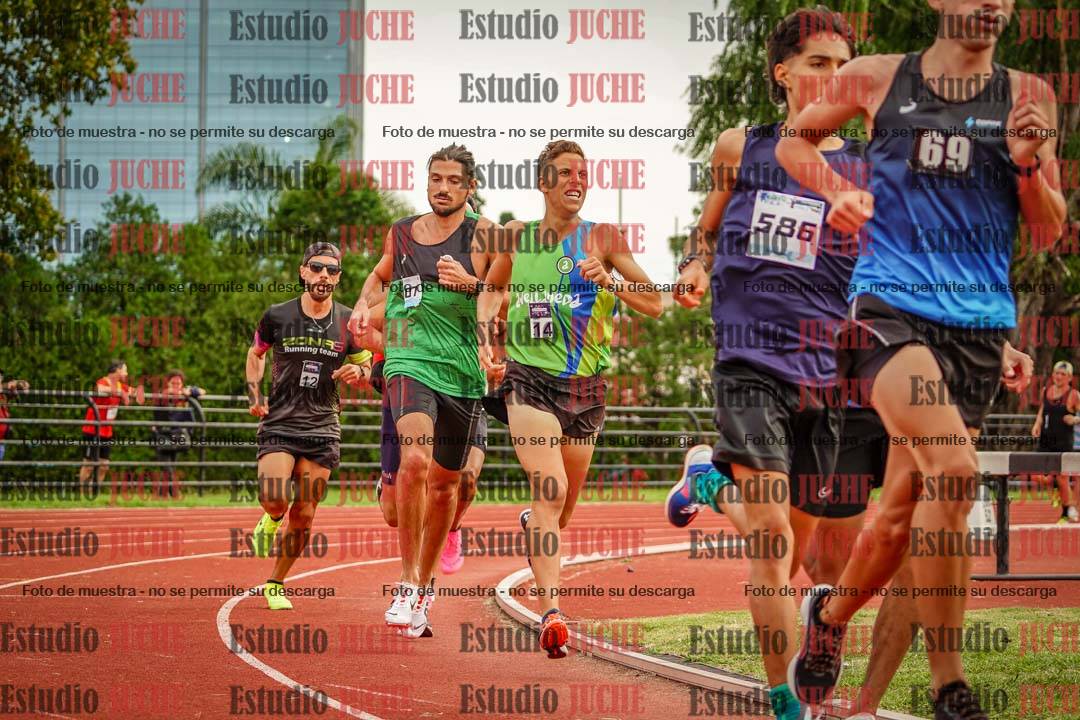 Fotos de los 3000 m llanos de varones