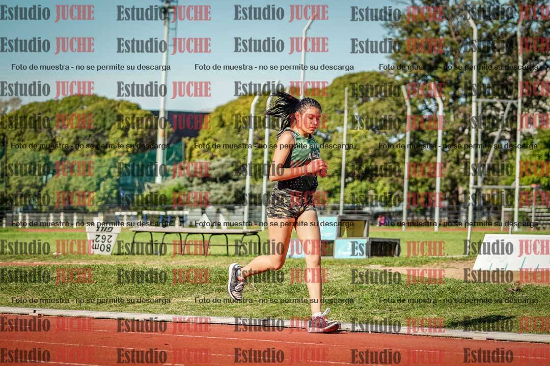 Fotos de los 5000 m llanos de mujeres y varones