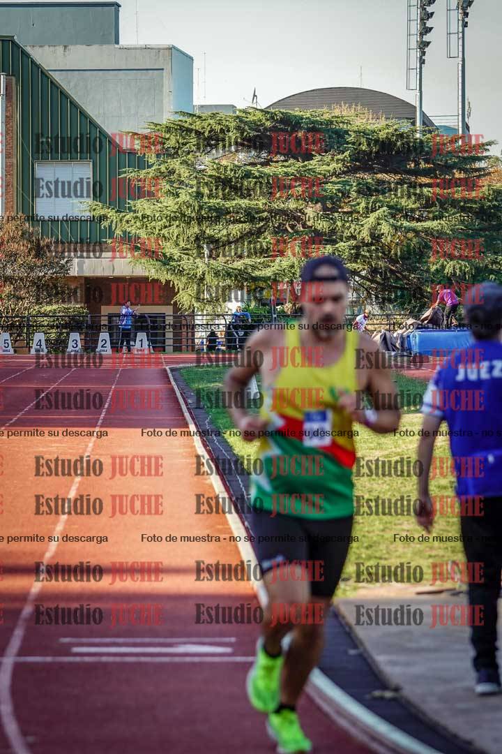 Fotos de los 3000 m llanos de varones