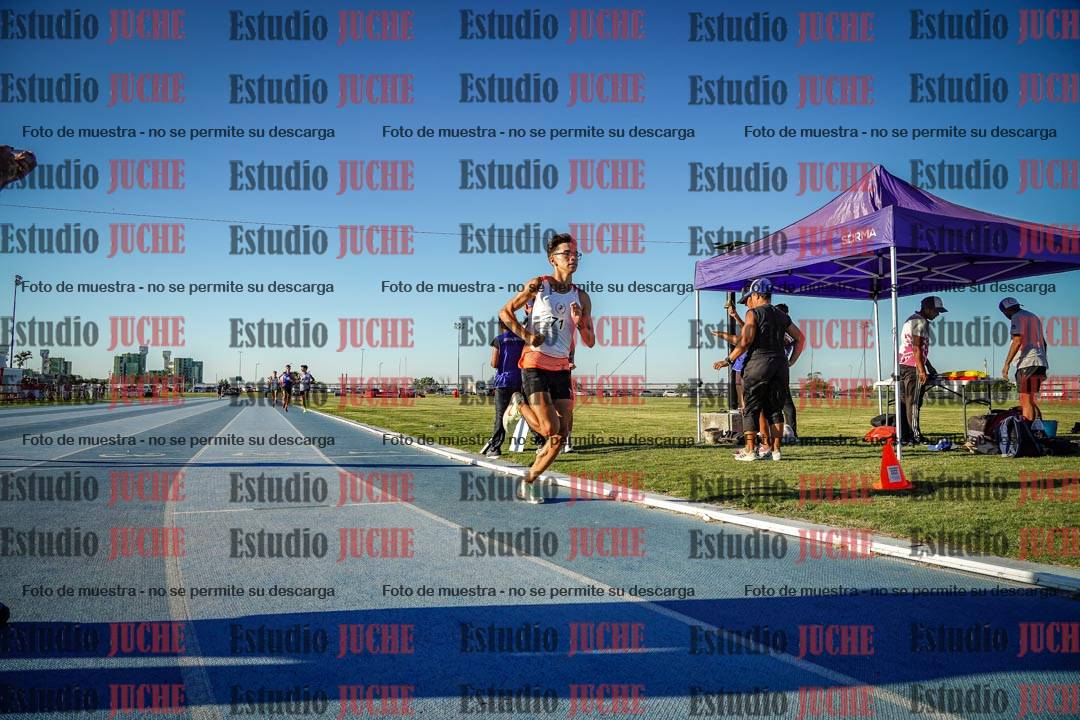 Fotos de los 1500 m llanos de varones