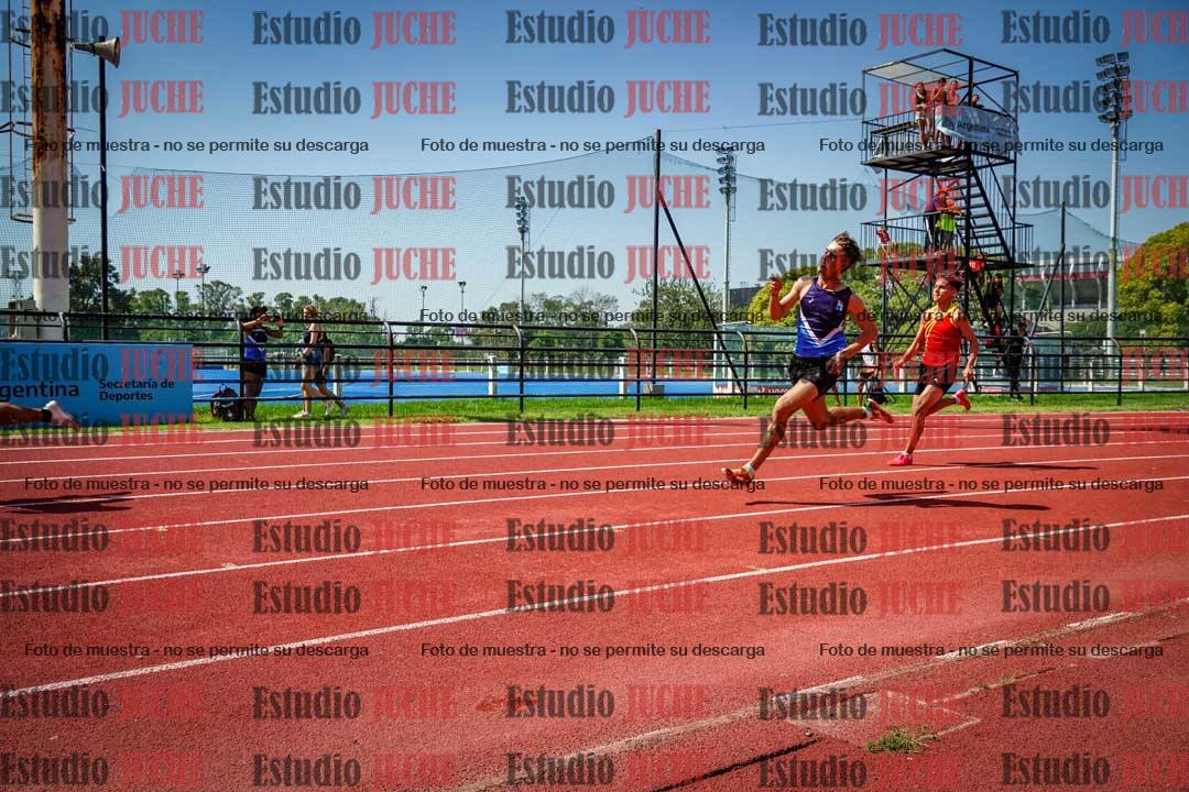 Fotos de los 200 m llanos de varones
