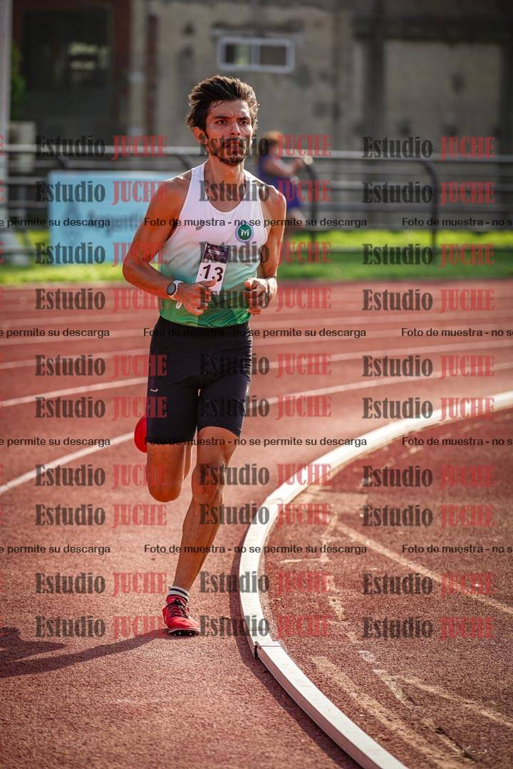 Fotos de los 3000 m llanos de varones
