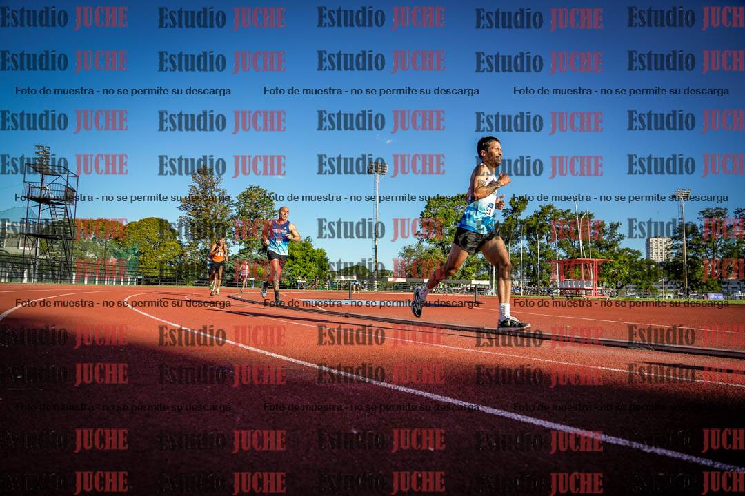 Fotos de los 3000 m llanos de varones