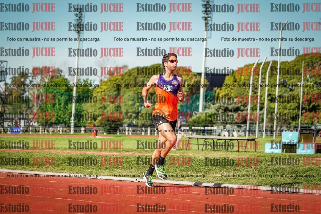 Fotos de los 5000 m llanos de mujeres y varones