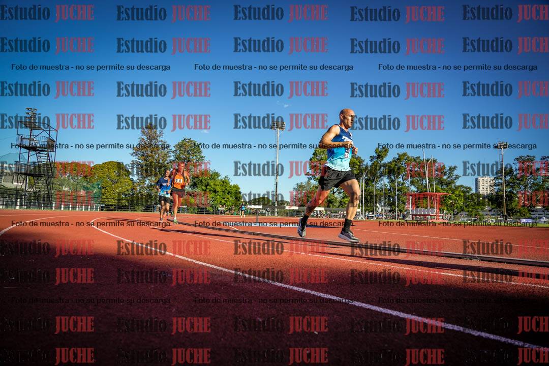Fotos de los 3000 m llanos de varones