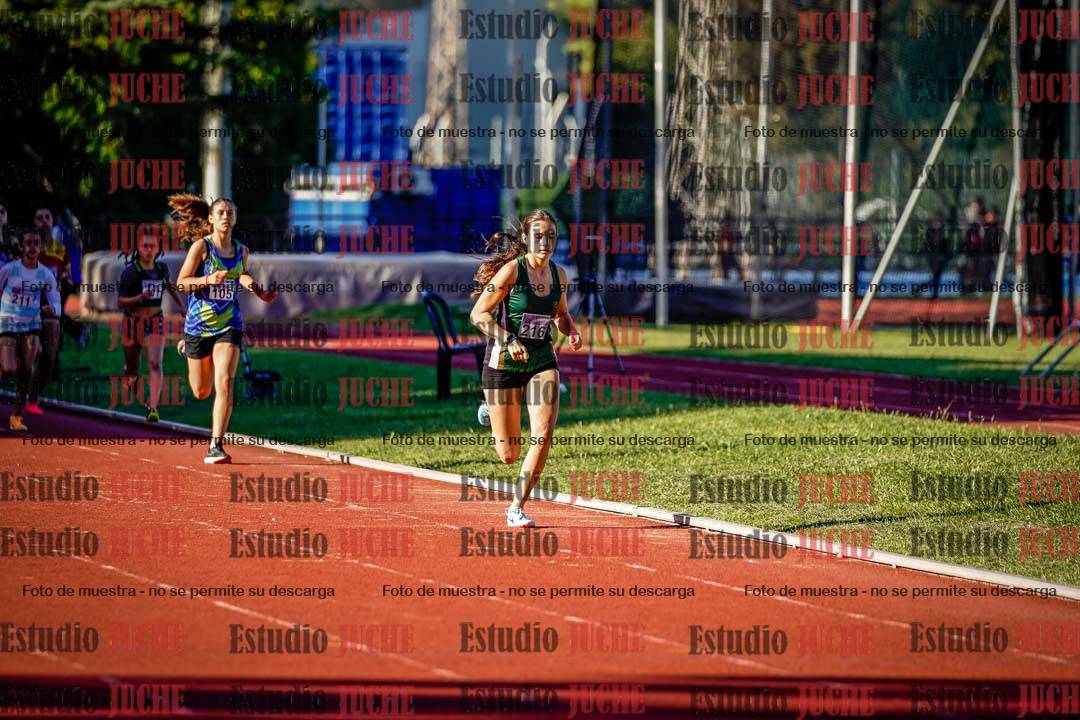 Fotos de los 600 m de mujeres