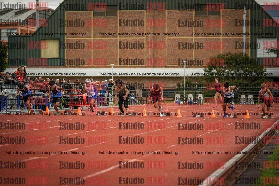 Fotos de los 80 m llanos de varones