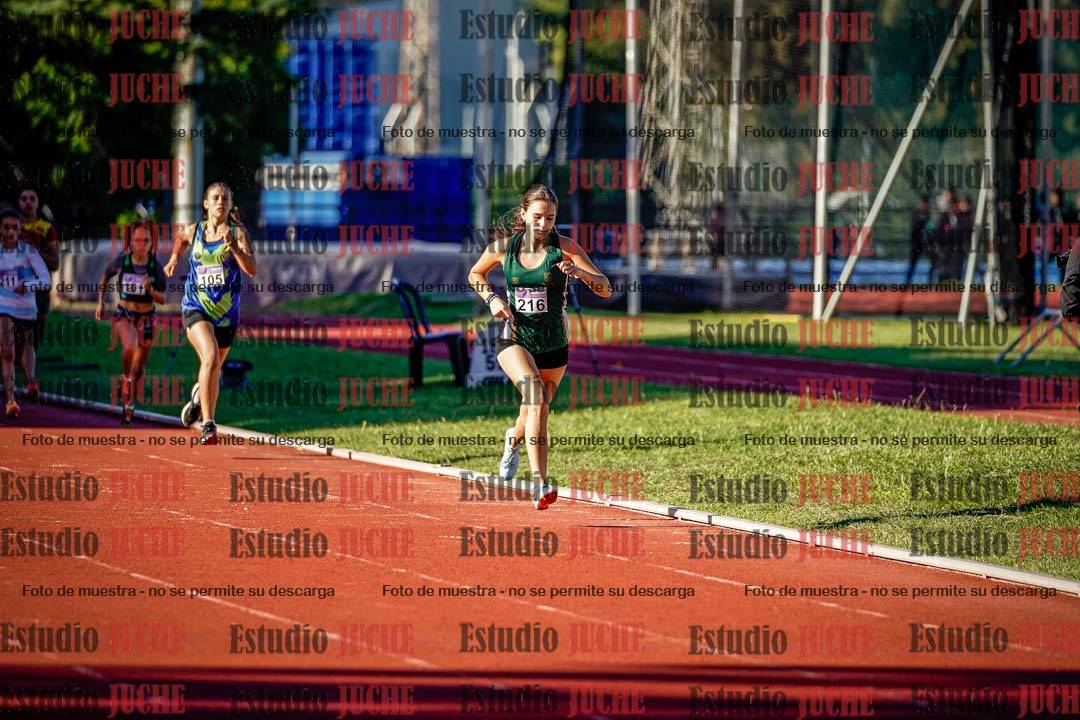 Fotos de los 600 m de mujeres