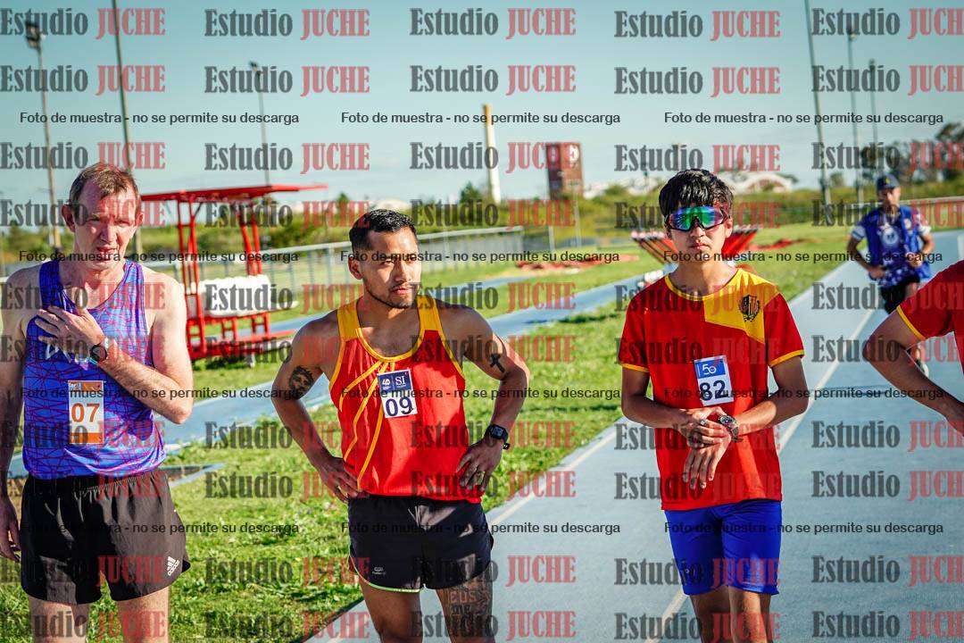 Fotos de los 3000 m llanos de varones
