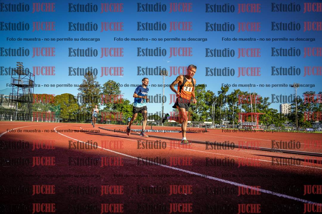 Fotos de los 3000 m llanos de varones