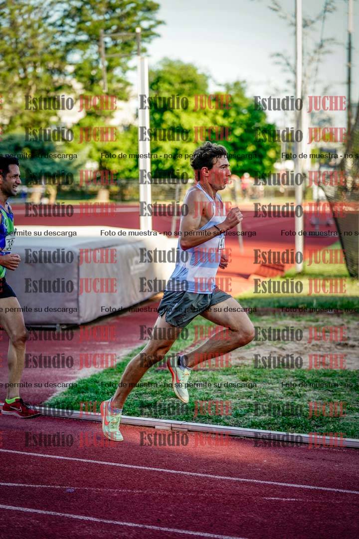 Fotos de los 3000 m llanos de varones