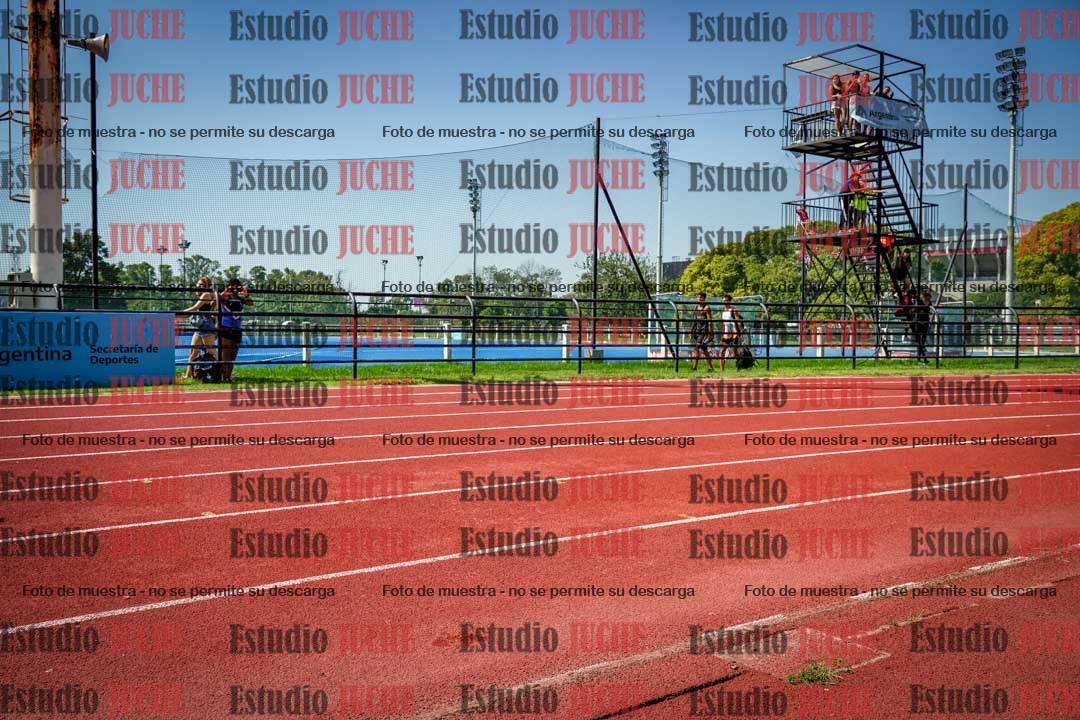 Fotos de los 200 m llanos de varones