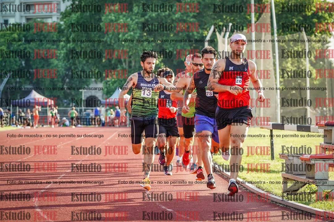 Fotos de los 1500 m llanos de varones