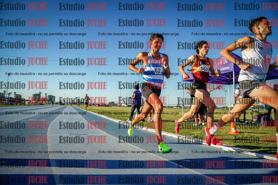 Fotos de los 1500 m llanos de varones