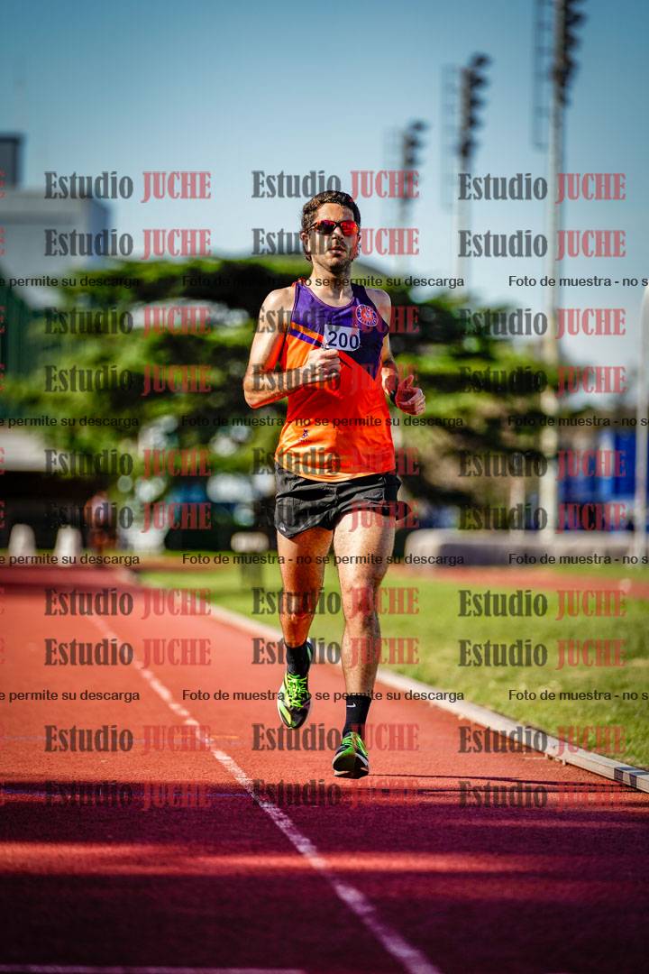 Fotos de los 5000 m llanos de mujeres y varones