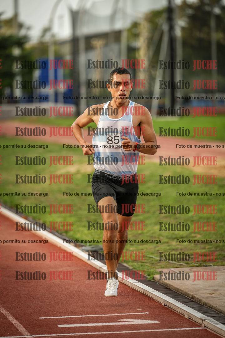 Fotos de los 3000 m llanos de varones