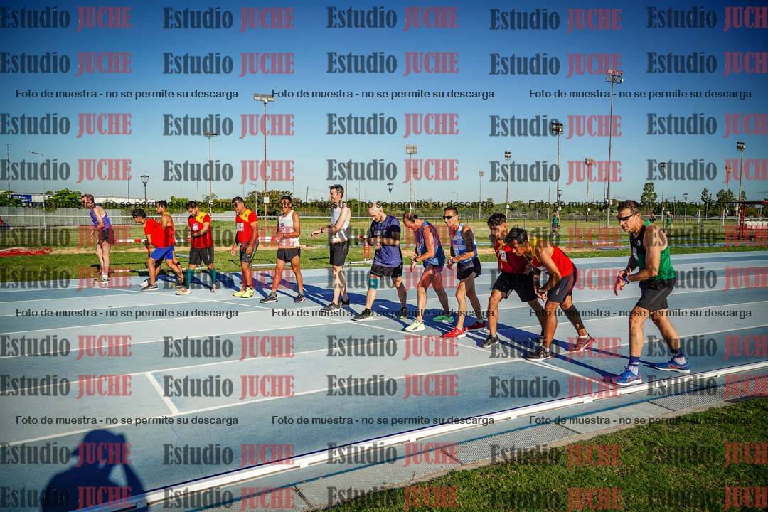 Fotos de los 3000 m llanos de varones
