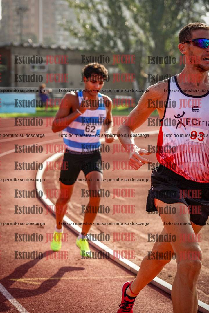 Fotos de los 3000 m llanos de varones