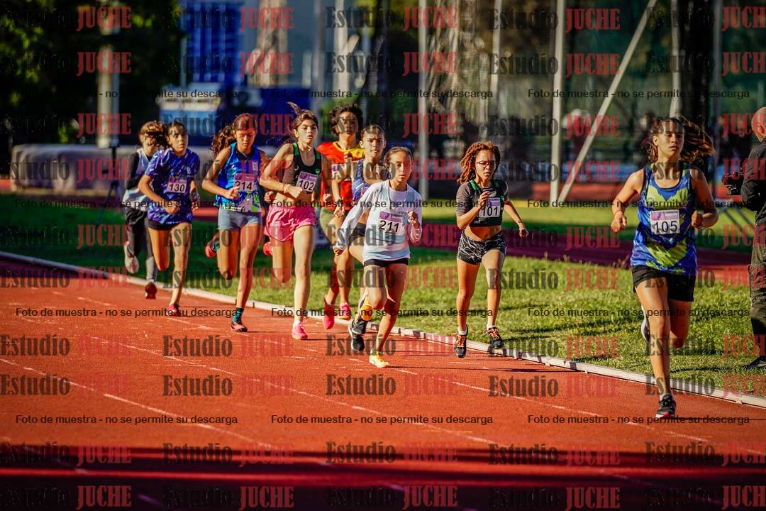 Fotos de los 600 m de mujeres