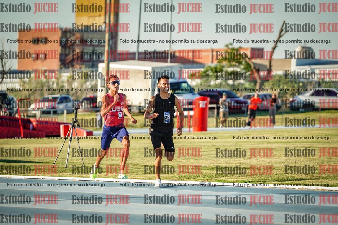 Fotos de los 1500 m llanos de varones