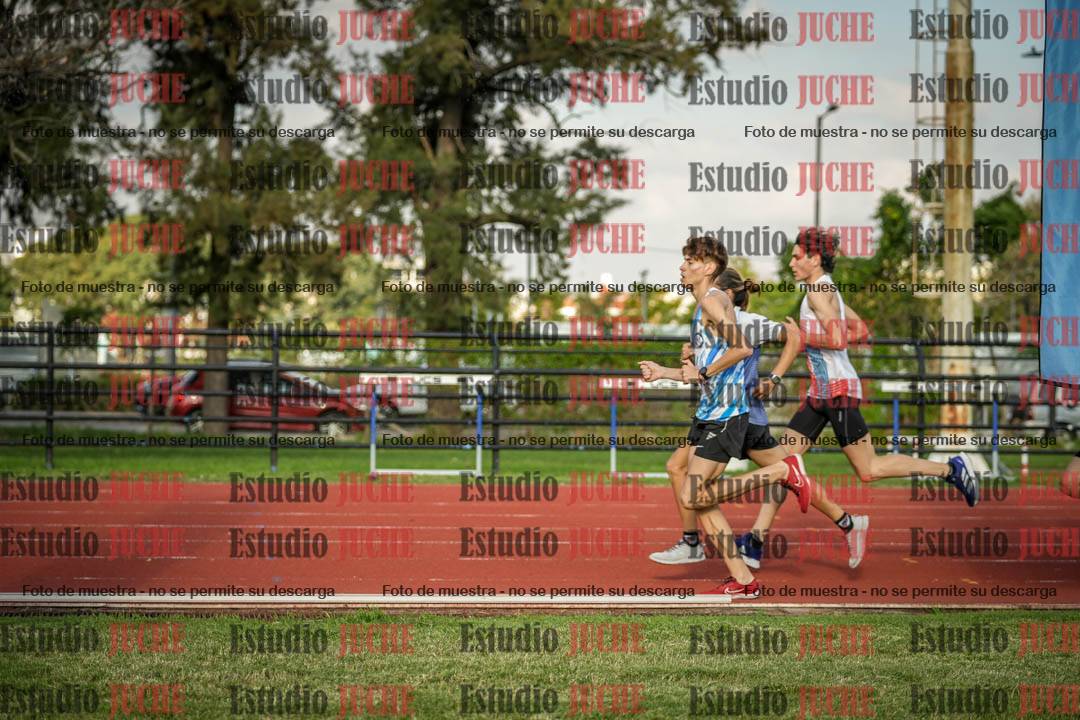 Fotos de los 5000 m llanos de varones