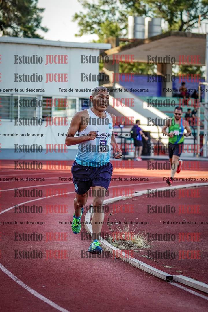 Fotos de los 3000 m llanos de varones