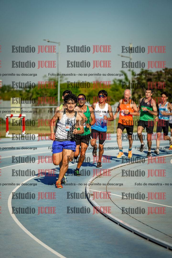 Fotos de los 1500 m llanos de varones