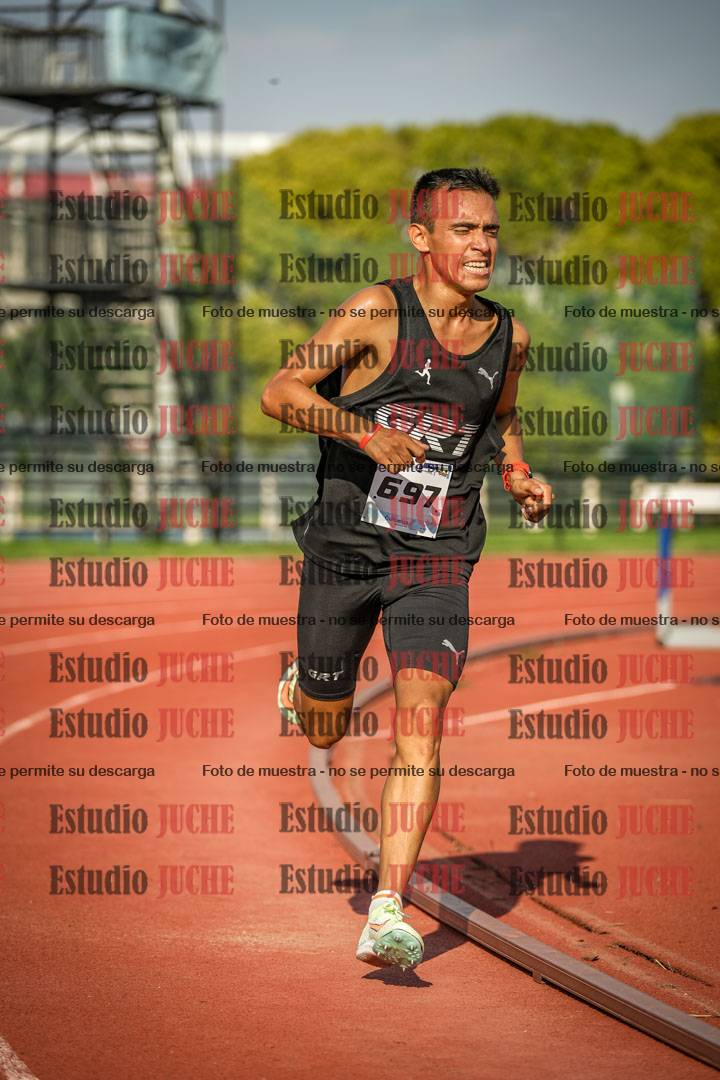Fotos de los 3000 m llanos de varones