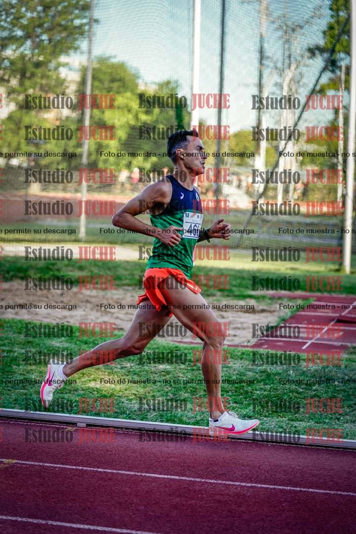 Fotos de los 3000 m llanos de varones
