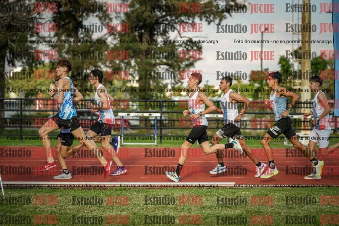 Fotos de los 5000 m llanos de varones