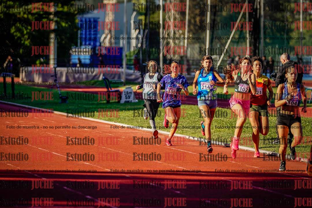 Fotos de los 600 m de mujeres