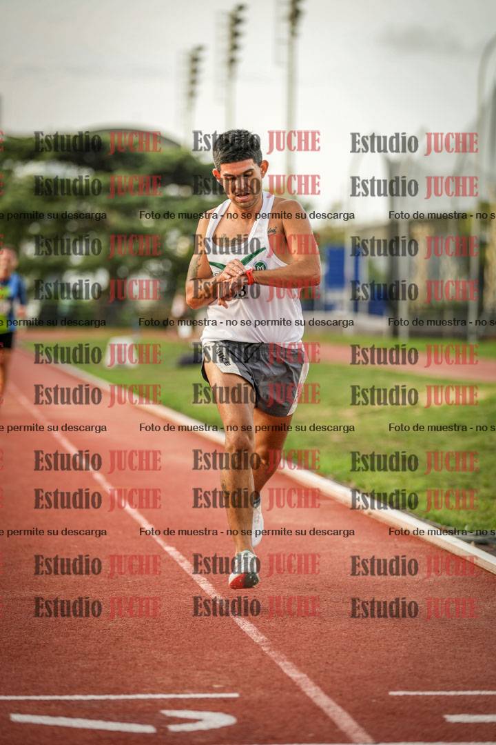 Fotos de los 3000 m llanos de varones
