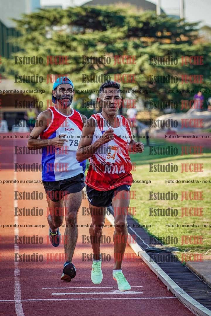 Fotos de los 3000 m llanos de varones