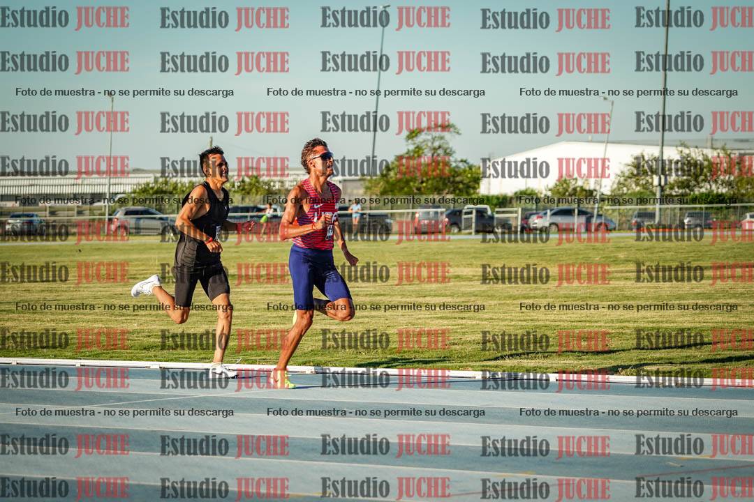 Fotos de los 1500 m llanos de varones