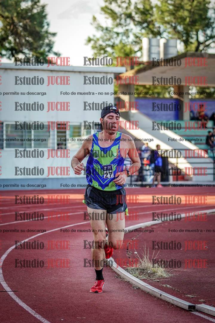 Fotos de los 3000 m llanos de varones