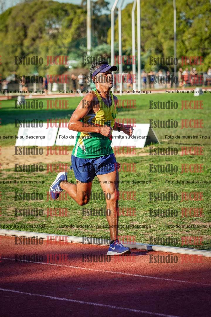 Fotos de los 3000 m llanos de varones