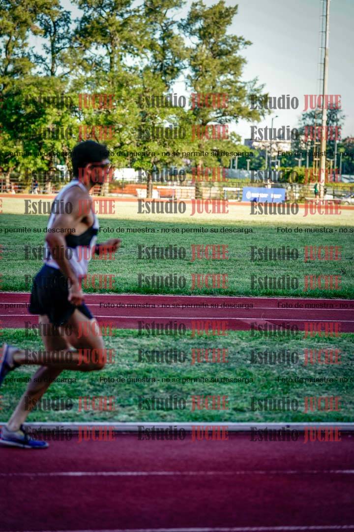 Fotos de los 3000 m llanos de varones