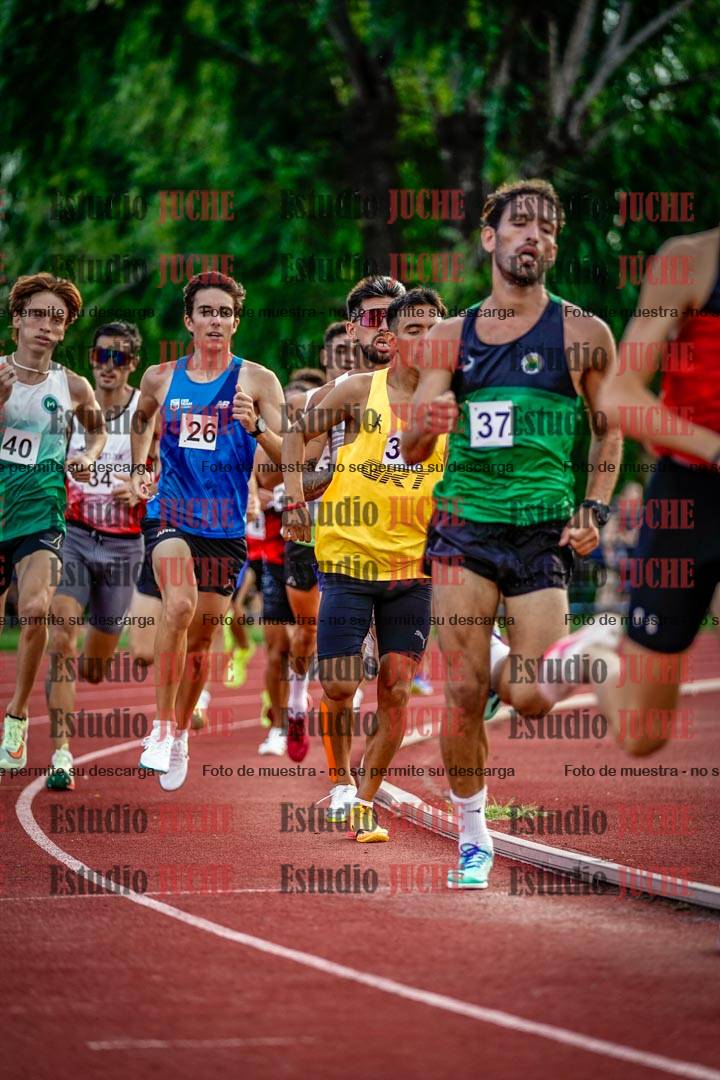 Fotos de los 1500 m llanos de varones