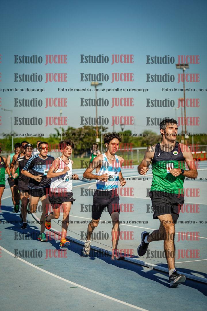 Fotos de los 1500 m llanos de varones