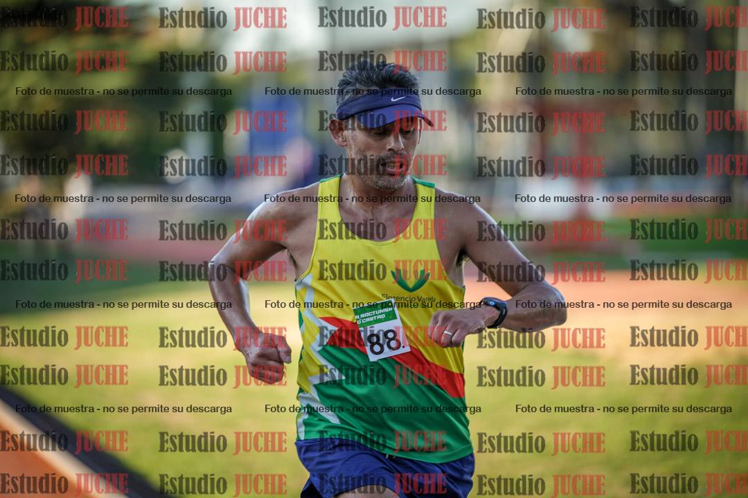 Fotos de los 3000 m llanos de varones