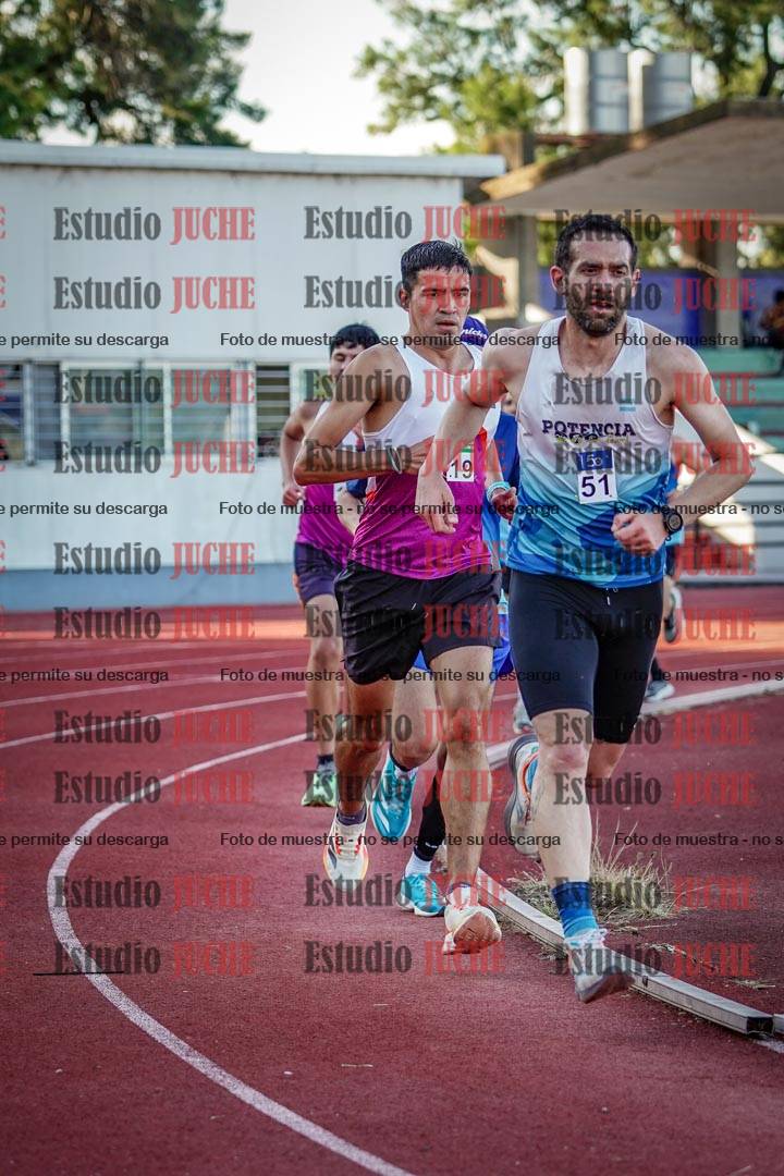 Fotos de los 3000 m llanos de varones