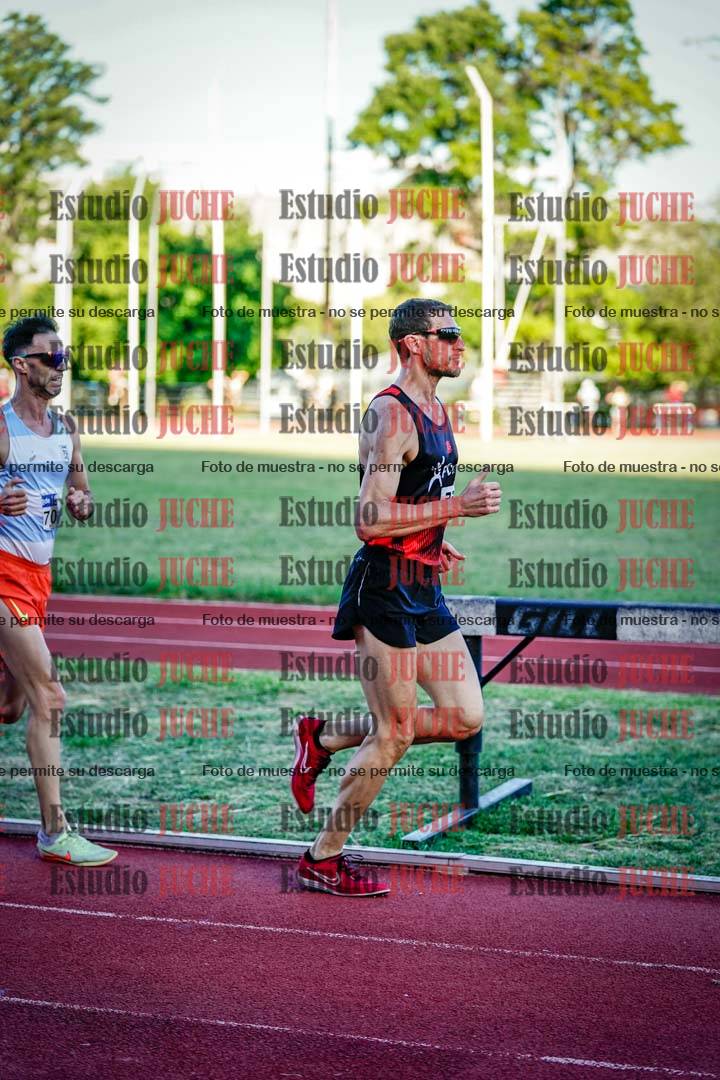 Fotos de los 3000 m llanos de varones