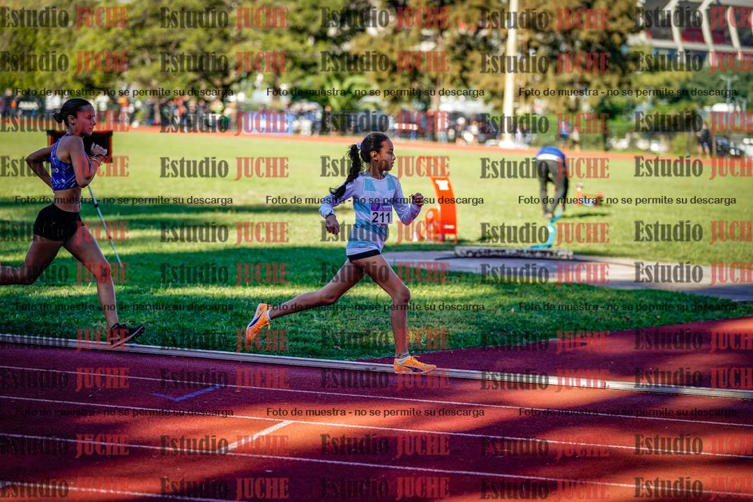 Fotos de los 600 m de mujeres