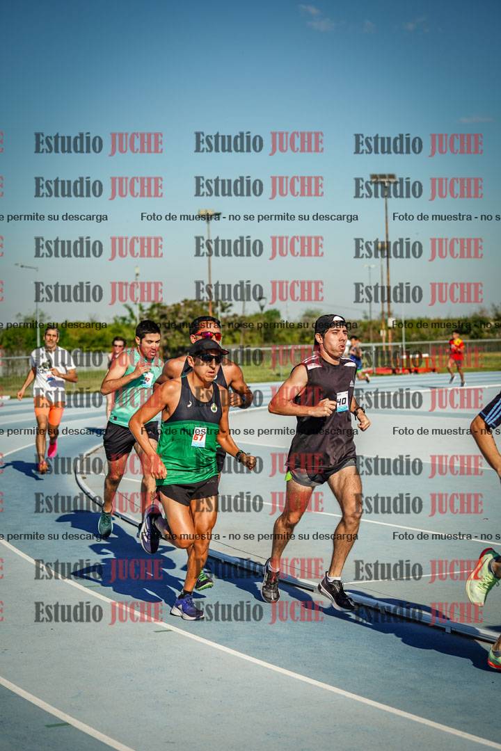 Fotos de los 1500 m llanos de varones